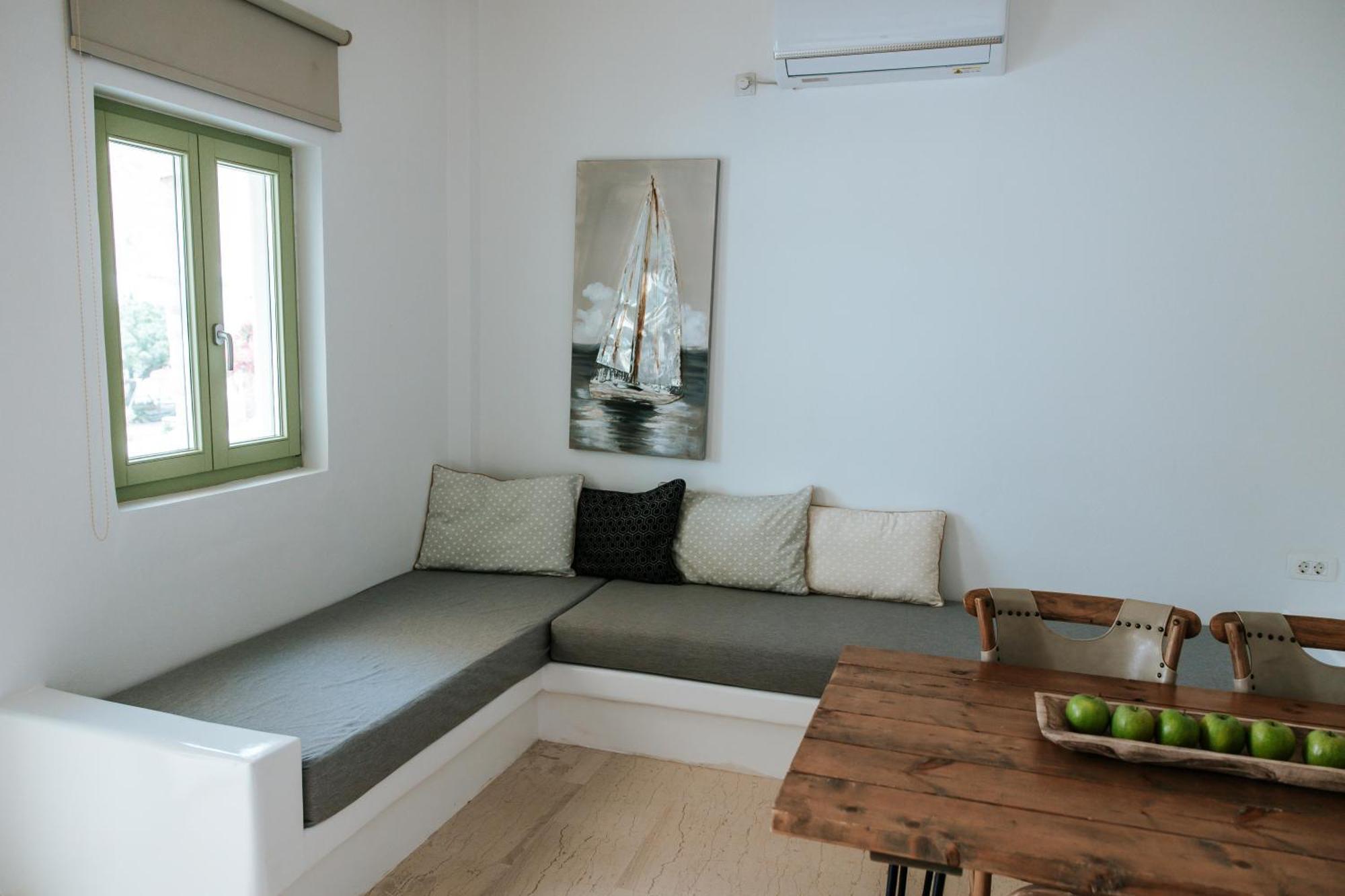Apart Otel Joanna Kamári